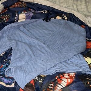 Baby blue forever 21 long sleeve crop top
